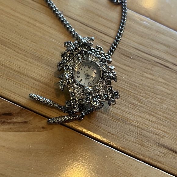 Vtg Xanadu Brooch Pendant Watch Cuckoo Marcasite Silver Tone Needs Battery Rare - Picture 2 of 4